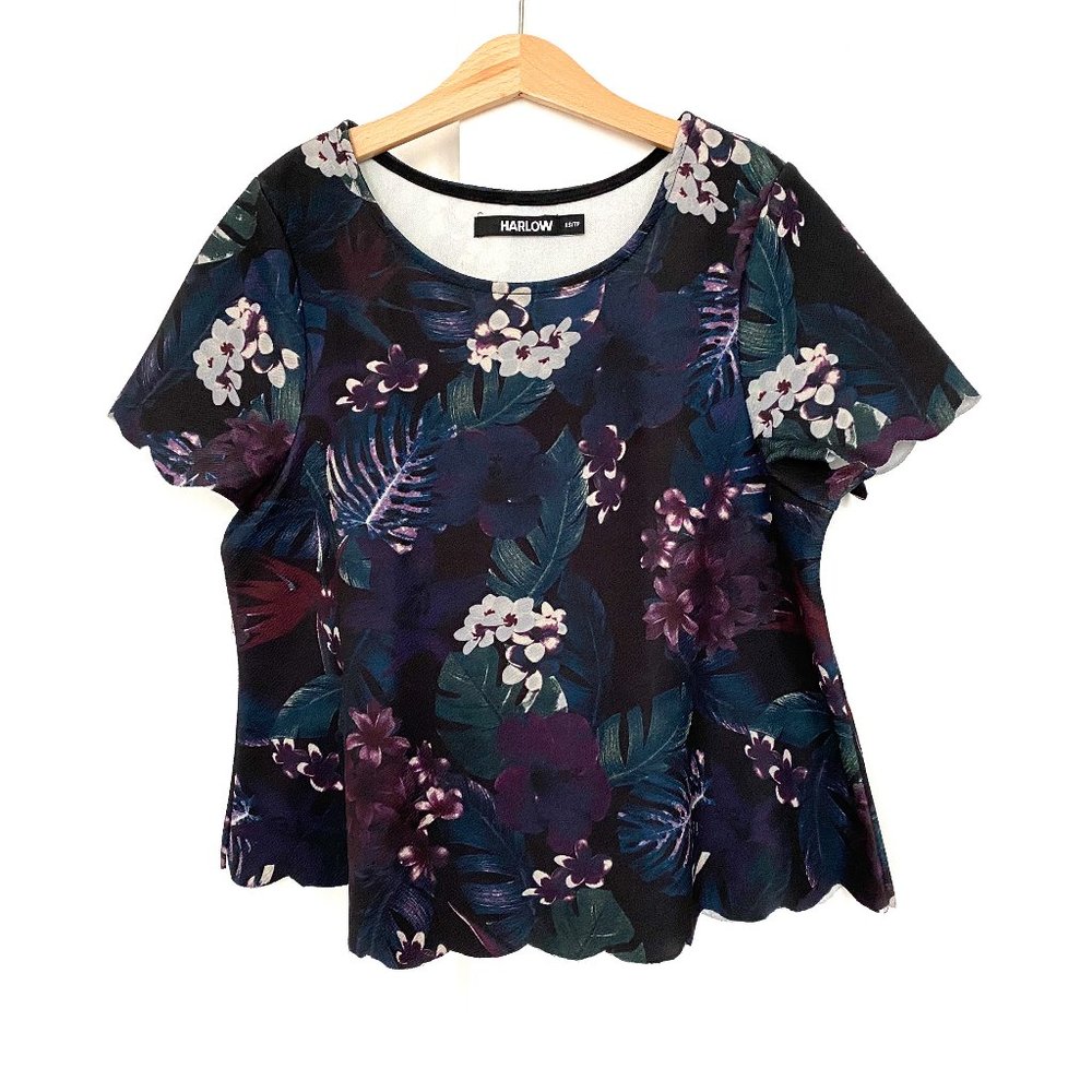 Harlow Floral Scallop Hem Shirt - T8